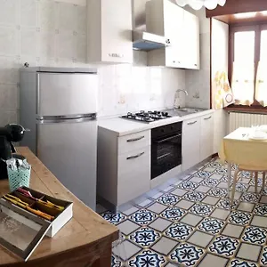 https://casa-brunella-lonato.it-lombardy.com