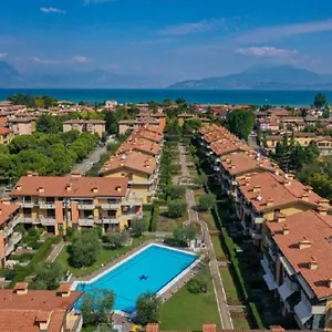 https://discovery-flat-with-swimming-pool.it-lombardy.com